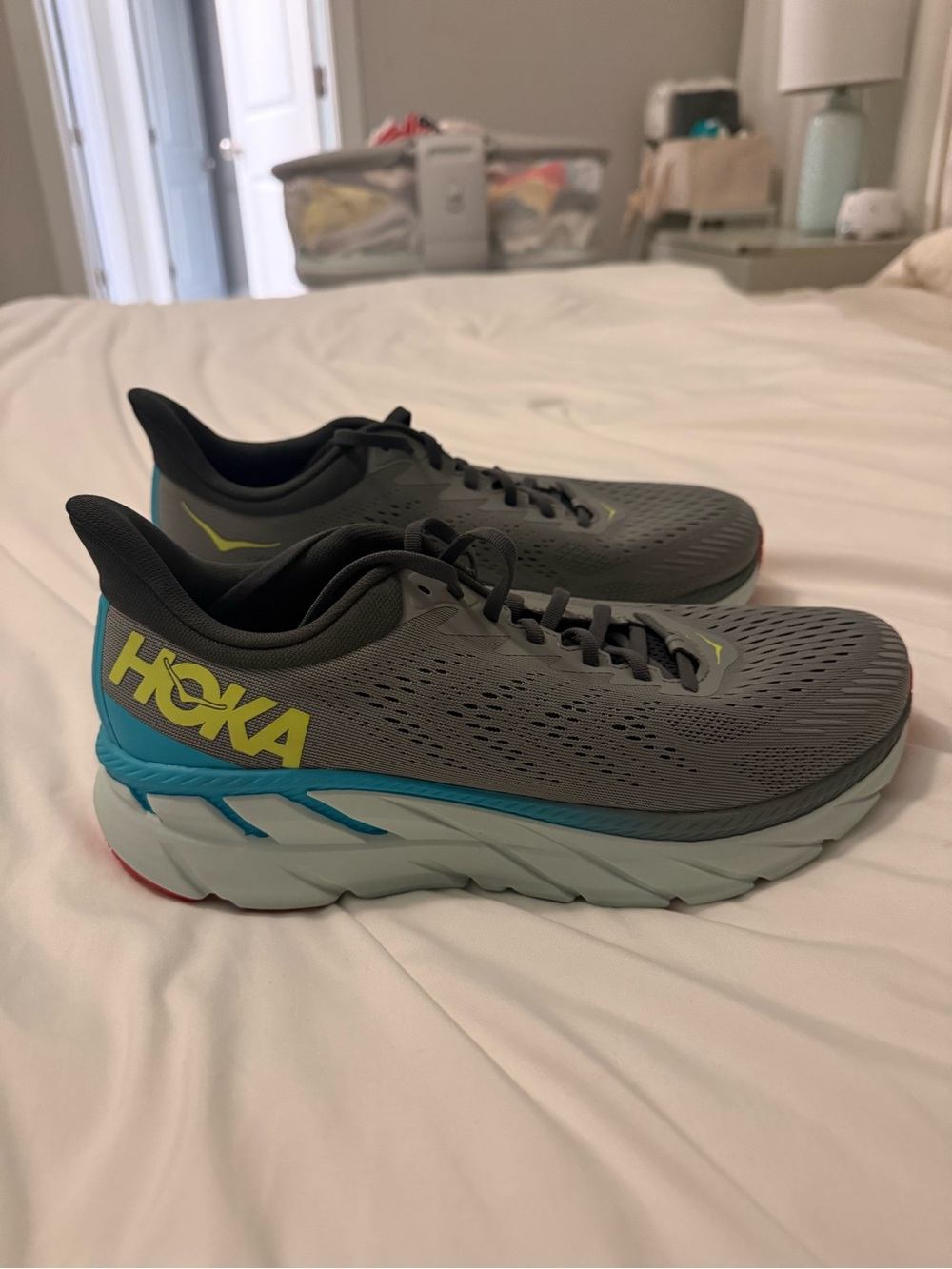 BRAND NEW: Hoka One One Men's Clifton 7 Sneaker- Gray - Picture 10 of 12